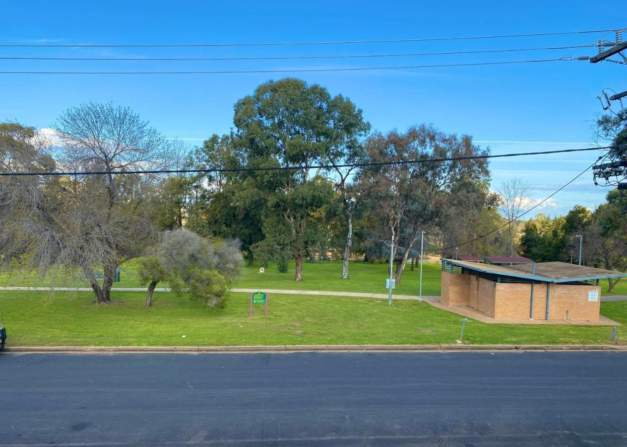 Tallarook Motor Inn Dubbo Zewnętrze zdjęcie