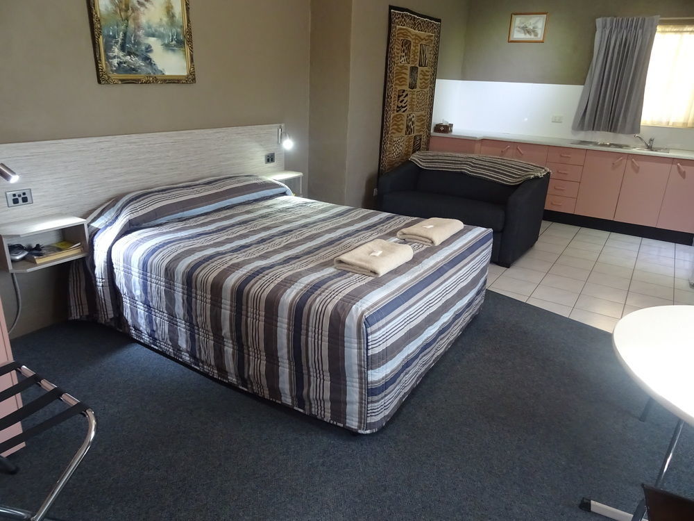 Tallarook Motor Inn Dubbo Zewnętrze zdjęcie